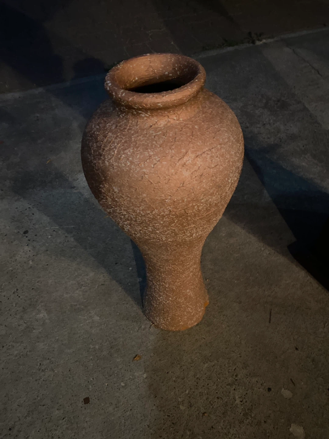 Free stoneware vase near WEM - photo 3