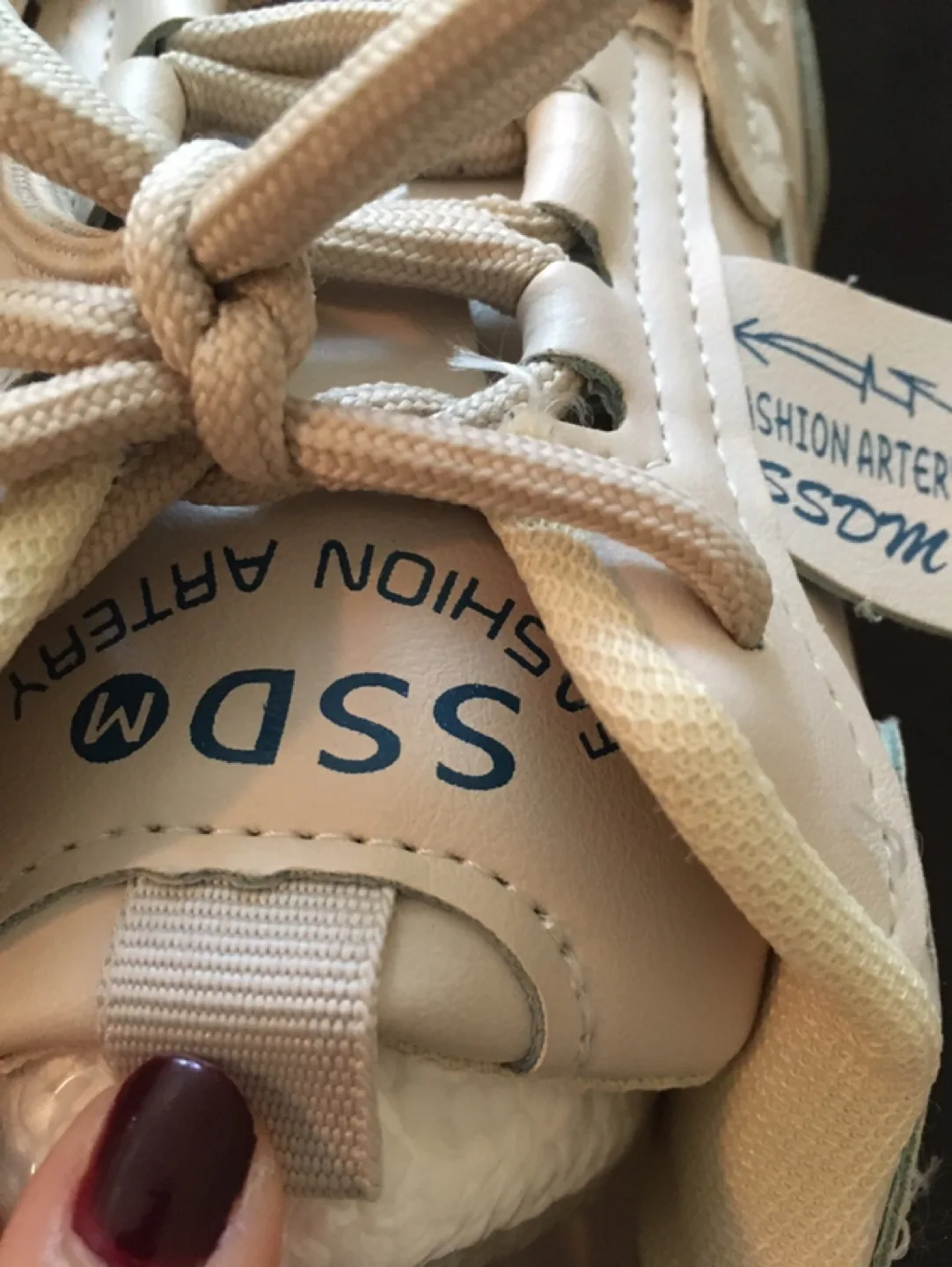 sneakers image indicator(6)