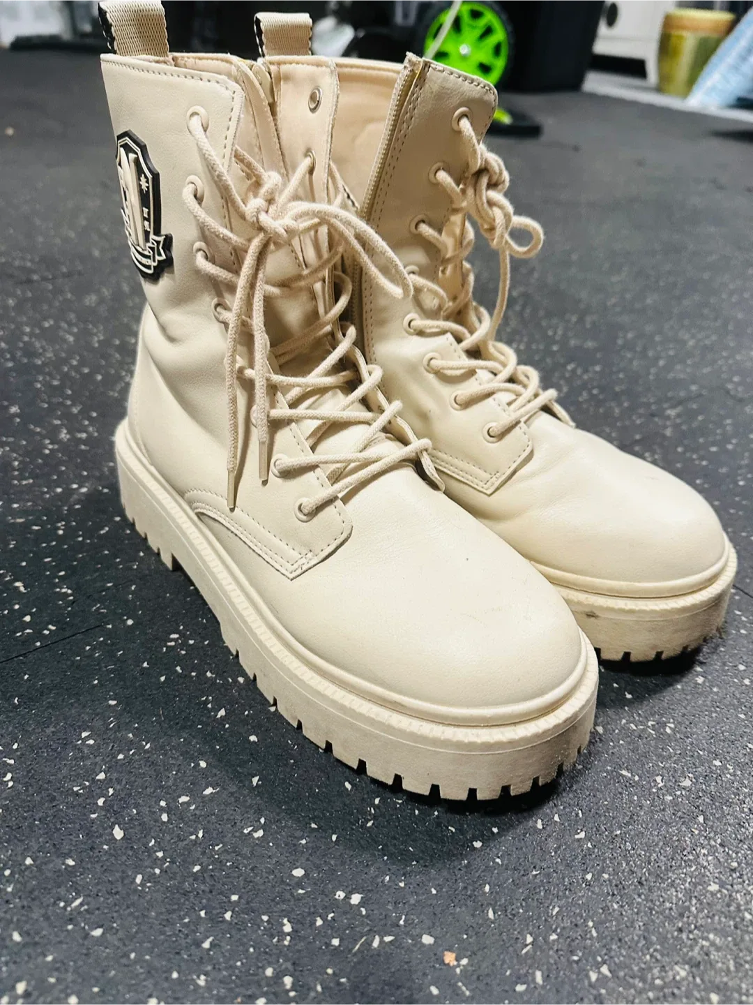 Zara Beige Ankle Boots - Size 39 image indicator(3)