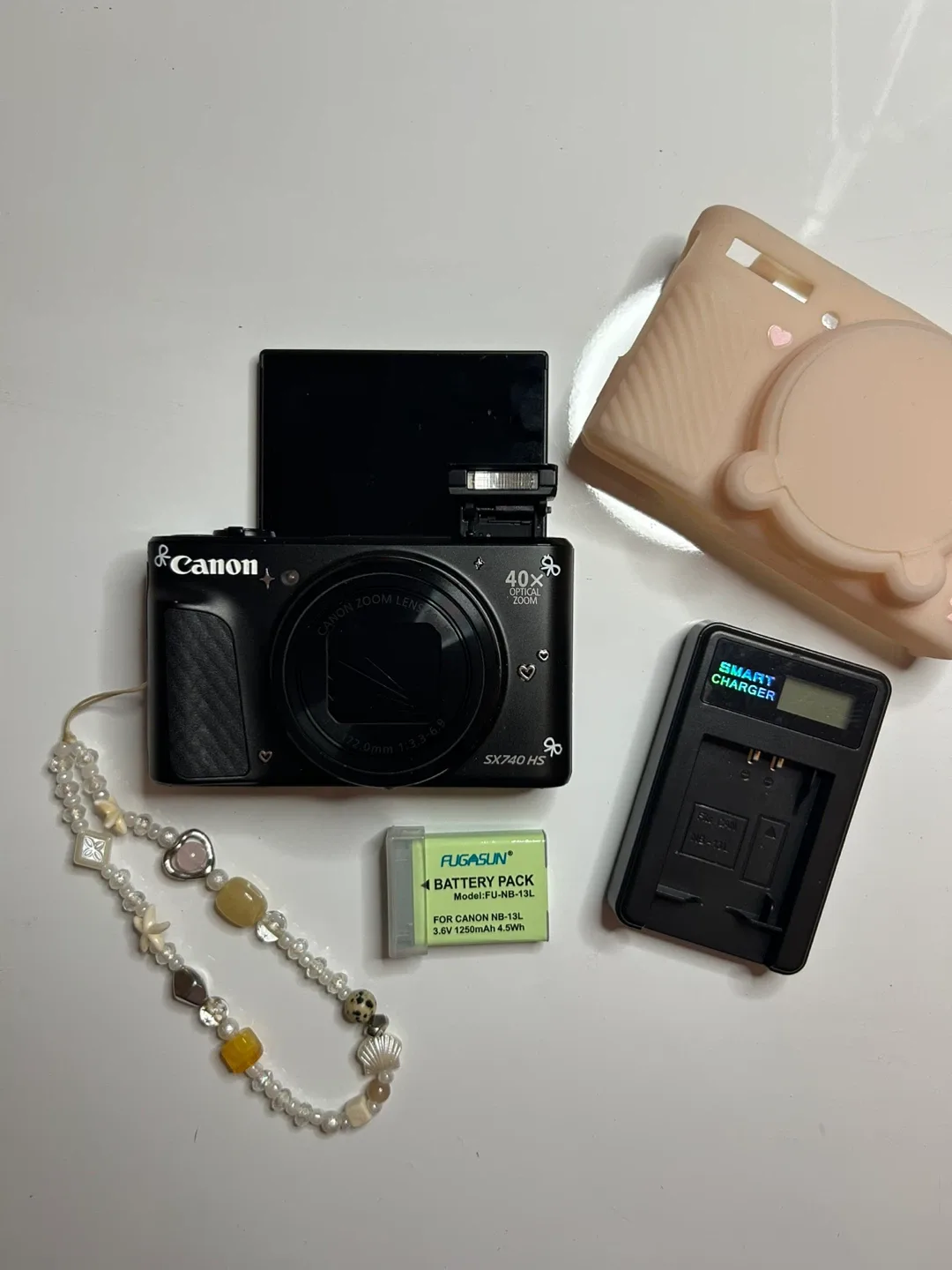 Canon PowerShot SX740 HS Digital Camera thumbnail