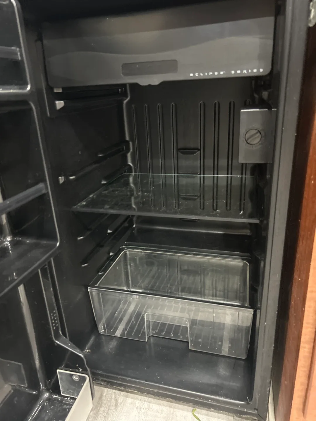 Sanyo Eclipse Series Mini Fridge image indicator(3)