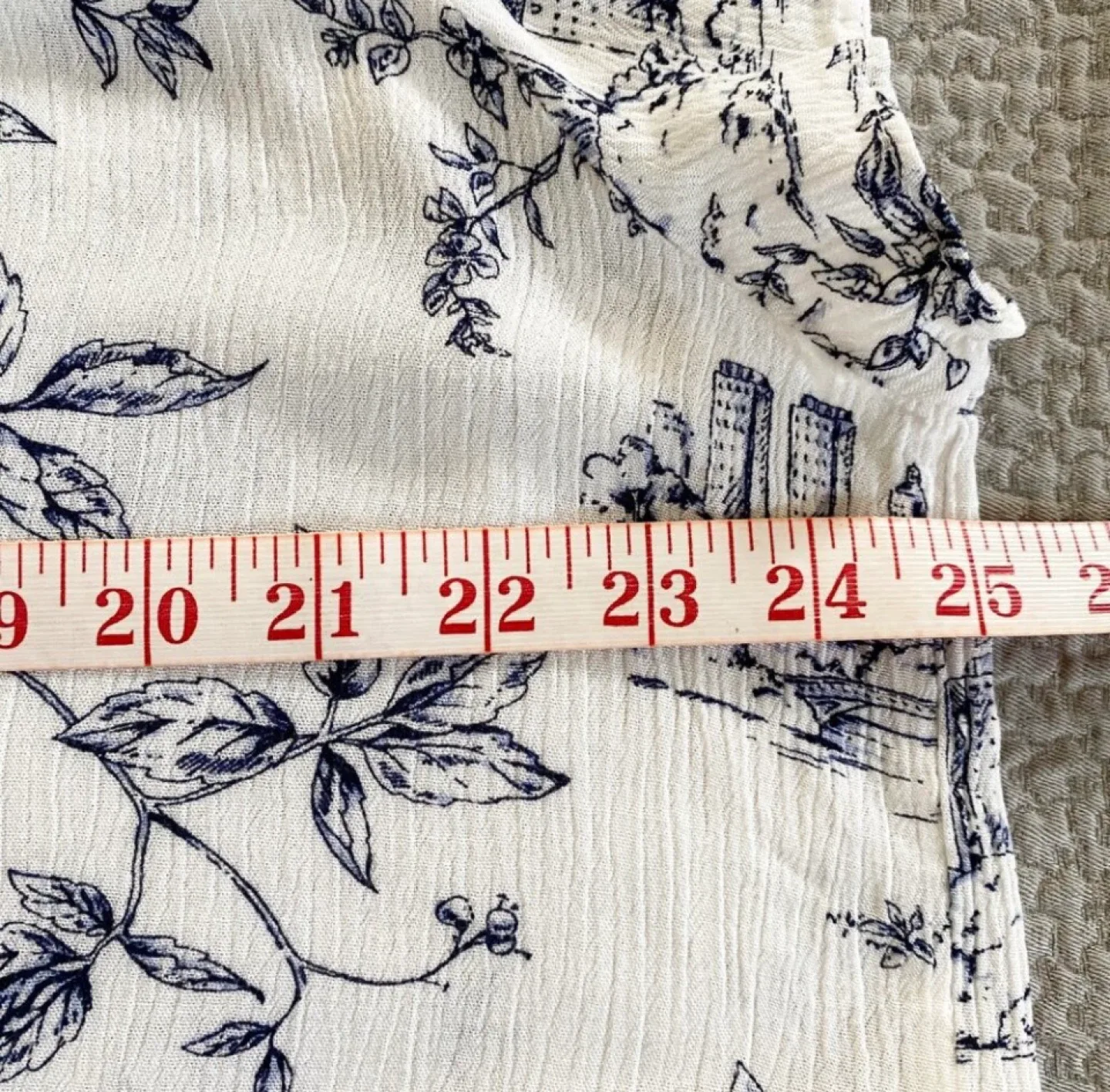 Reitman’s - Floral Cap Sleeve Top image indicator(3)