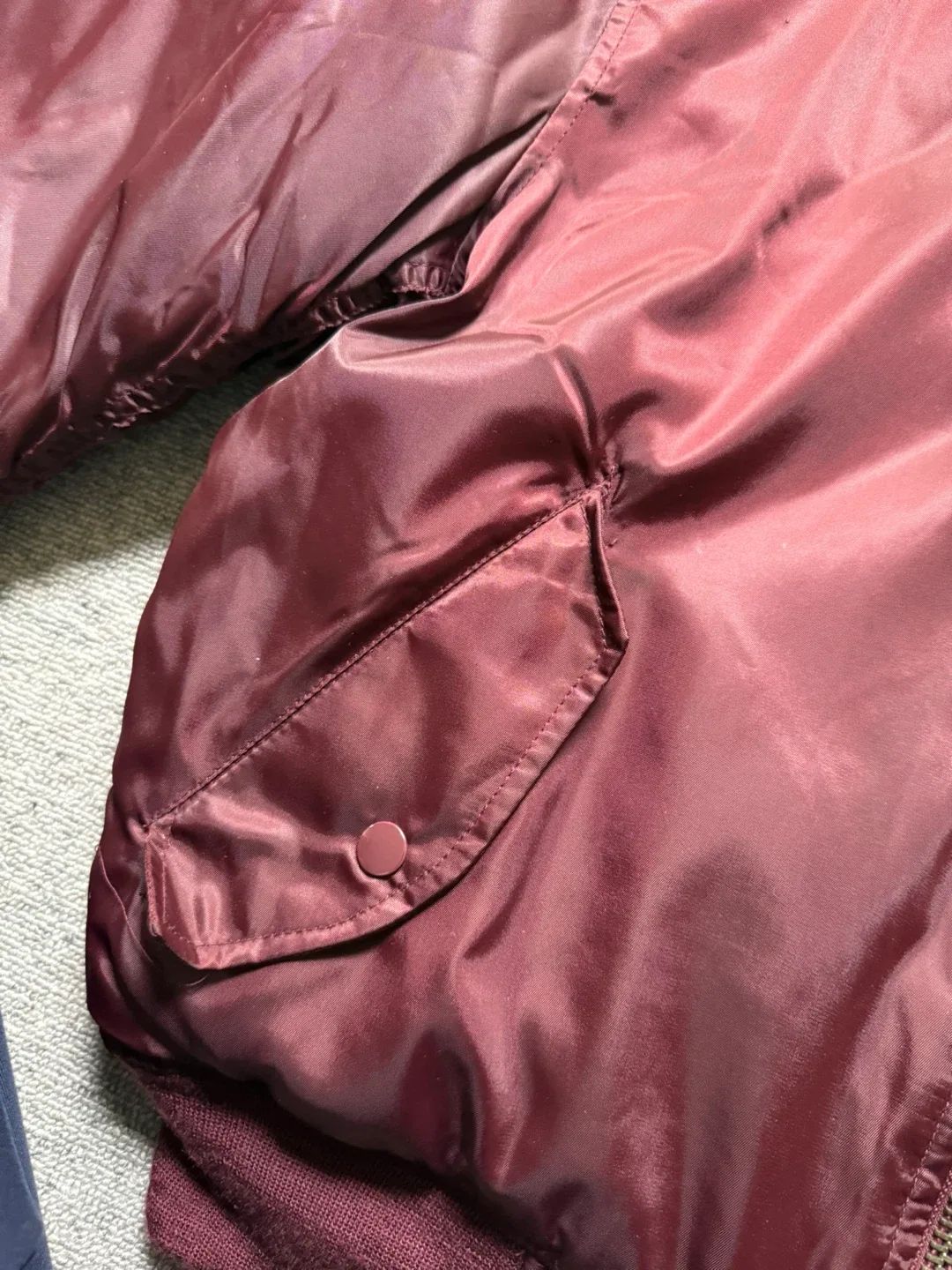 Burgundy Bomber Jacket image indicator(3)