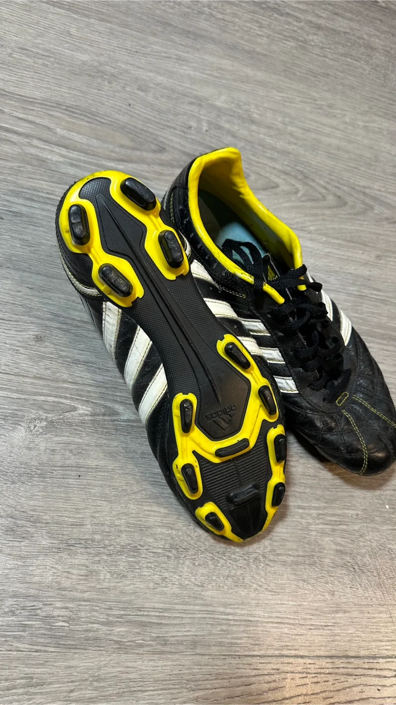 Adidas Soccer Cleats image indicator(3)