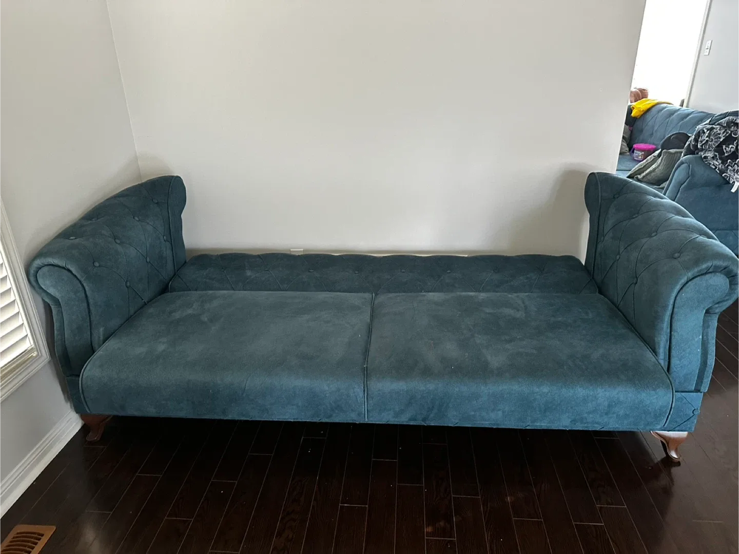 Blue Tufted Sofa image indicator(3)