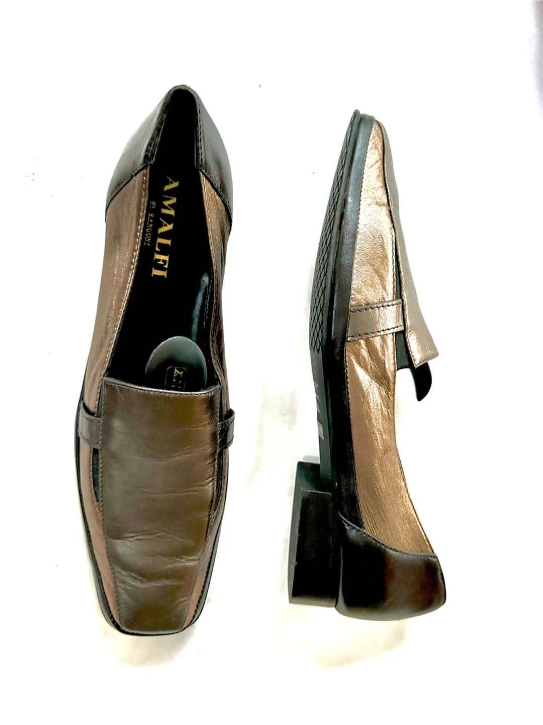Amalfi by Rangoni Bronze Leather Block Heel Loafers size 9.5 AA image indicator(5)