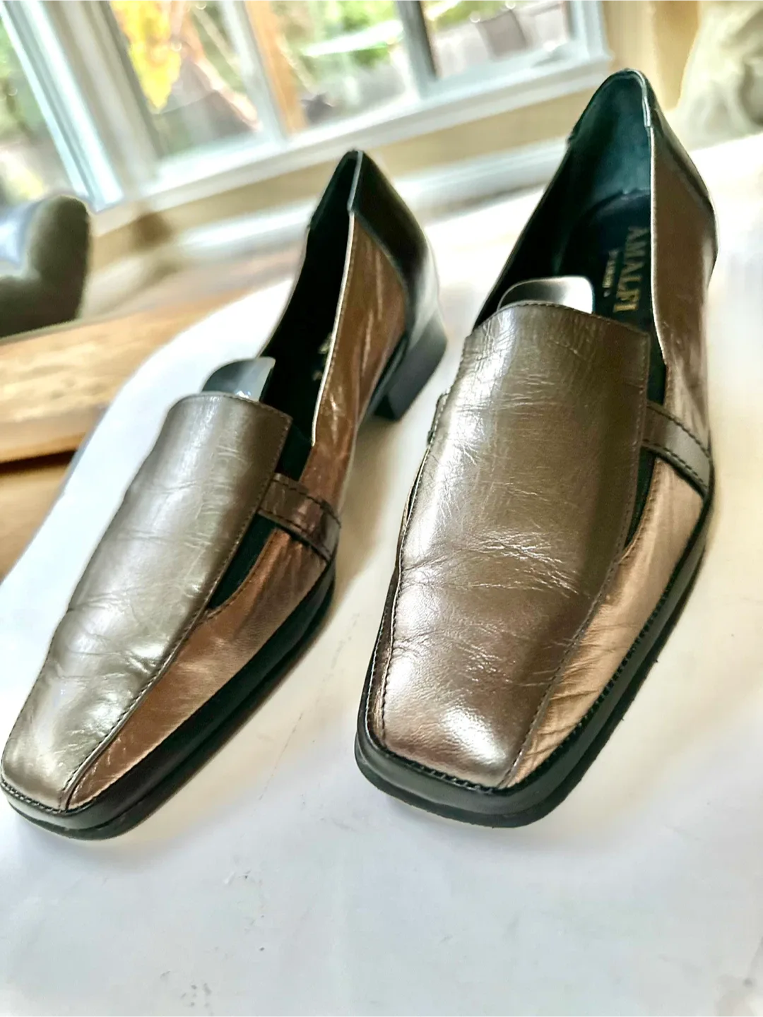 Amalfi by Rangoni Bronze Leather Block Heel Loafers size 9.5 AA thumbnail