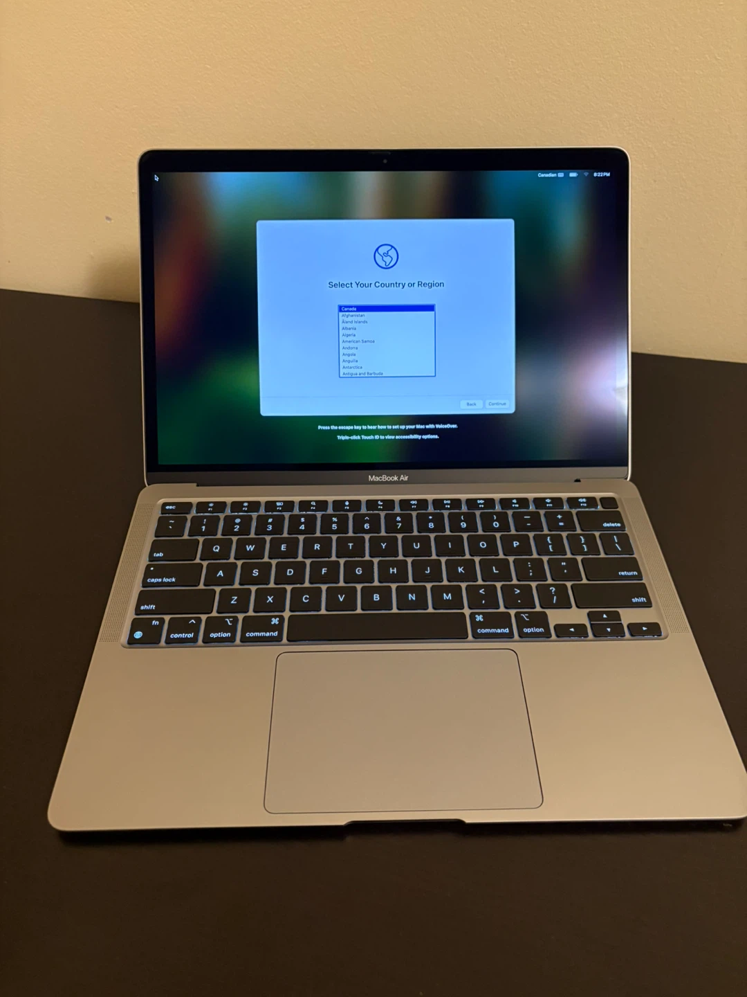 MacBook Air M1 - Excellent Condition - photo 2