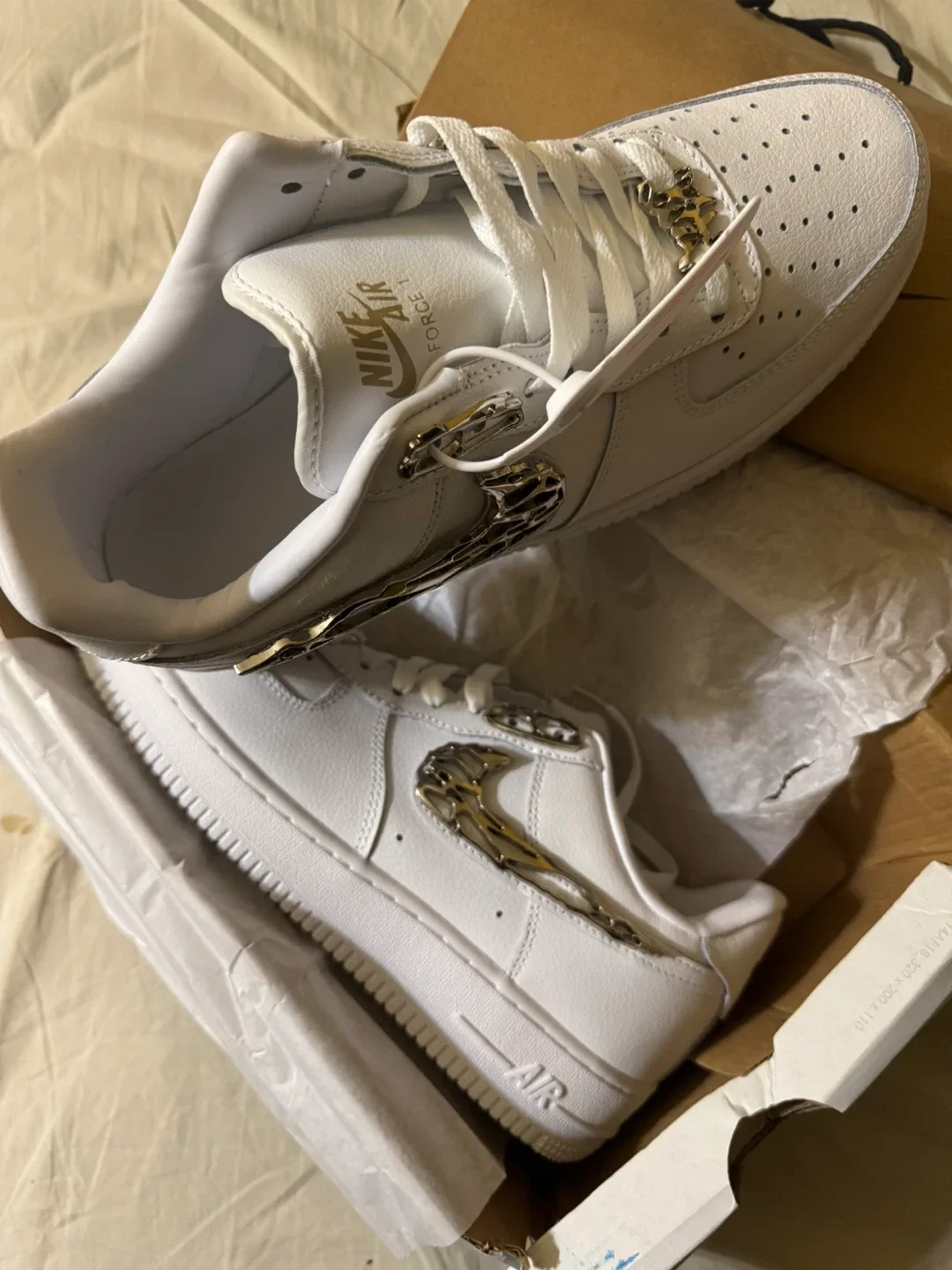 Nike Air Force 1 '07 LX White Chrome,New image indicator(3)