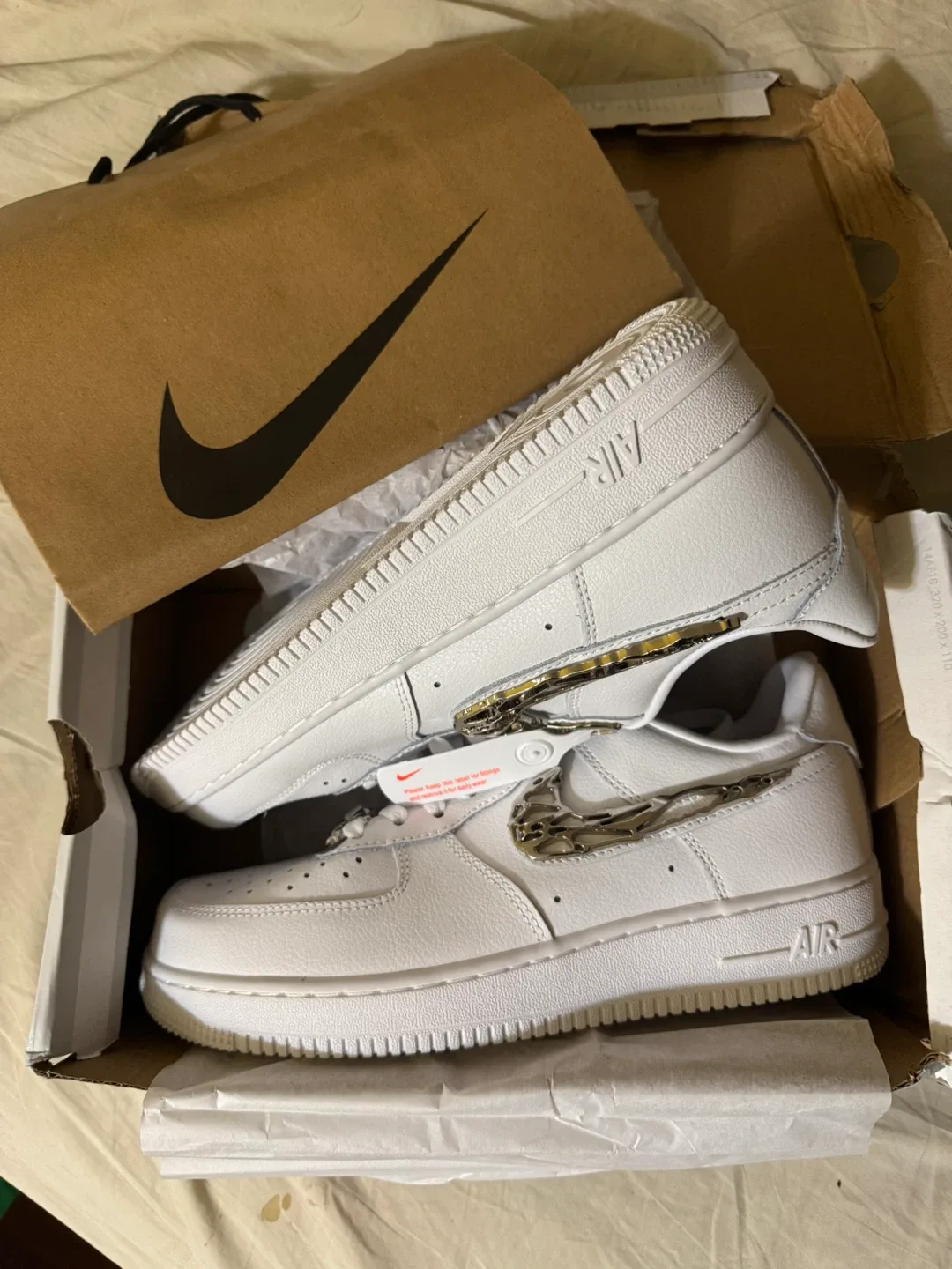 Nike Air Force 1 '07 LX White Chrome,New image indicator(2)