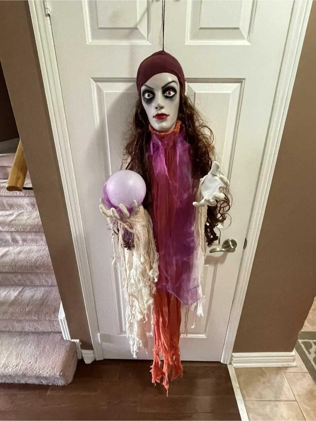 Hanging cackling gypsy fortune teller image indicator(2)