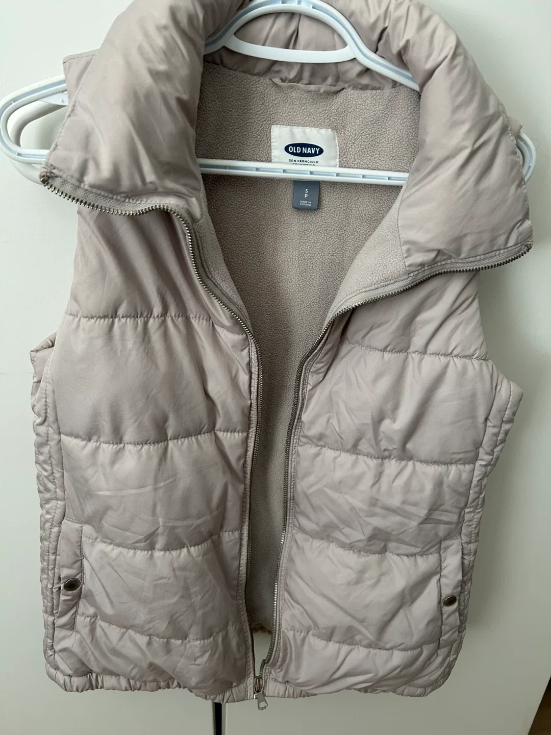 Old Navy Puffer Vest - Size S thumbnail