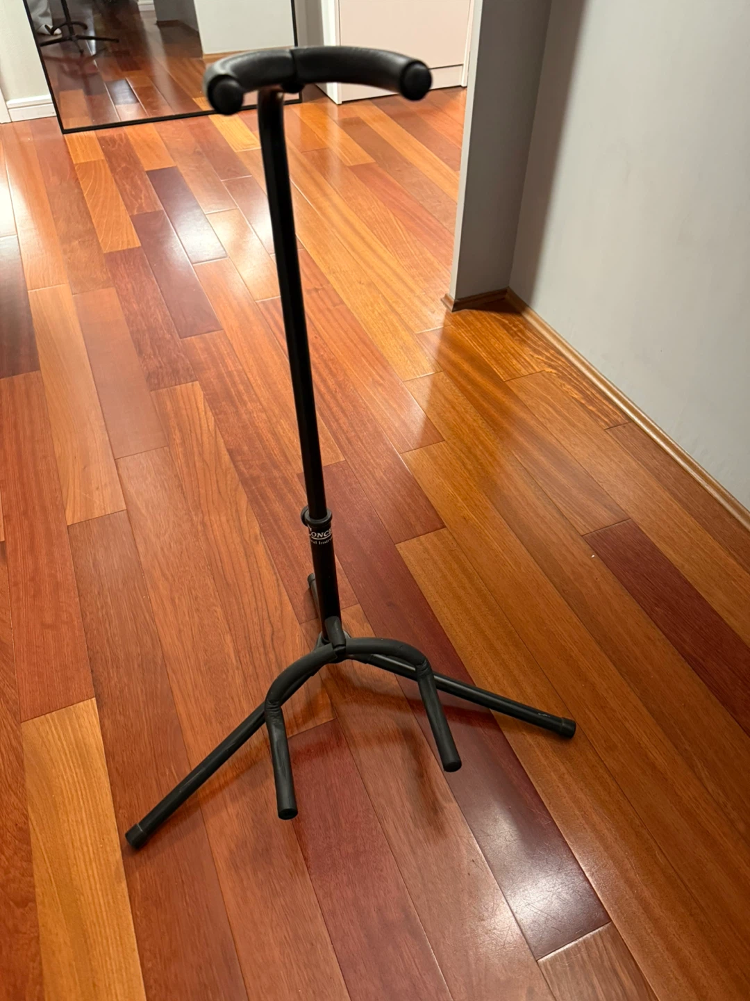 Guitar Stand