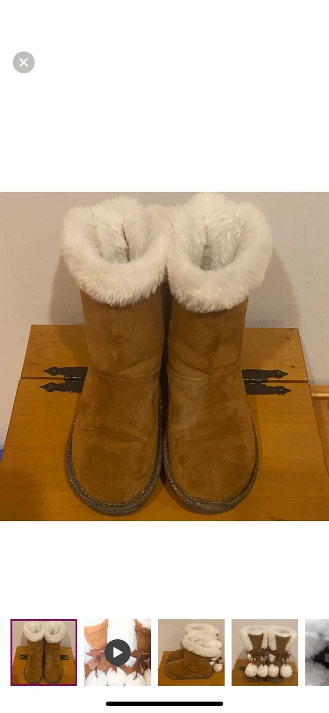 Sugar Brown Winter Boots with Pom Poms thumbnail
