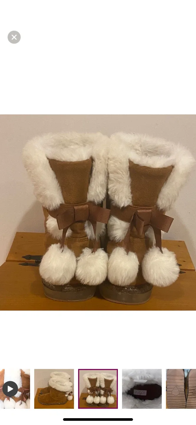 Sugar Brown Winter Boots with Pom Poms image indicator(3)