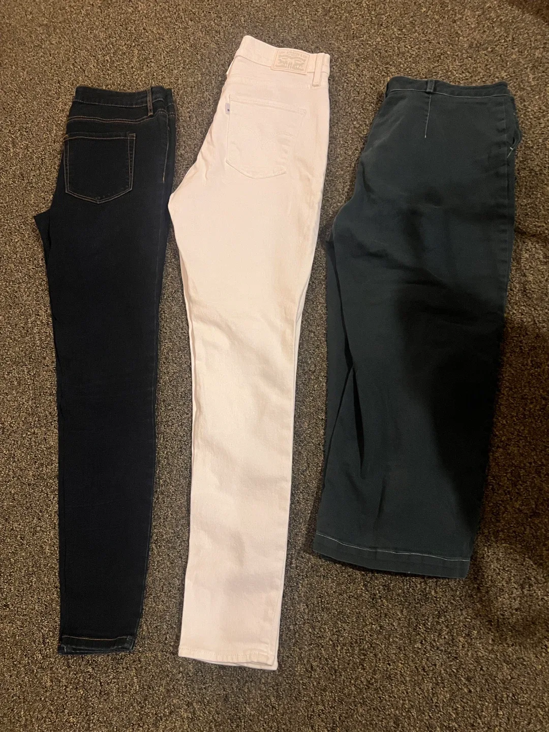 Assorted Women's Pants - Levi's & More image indicator(2)