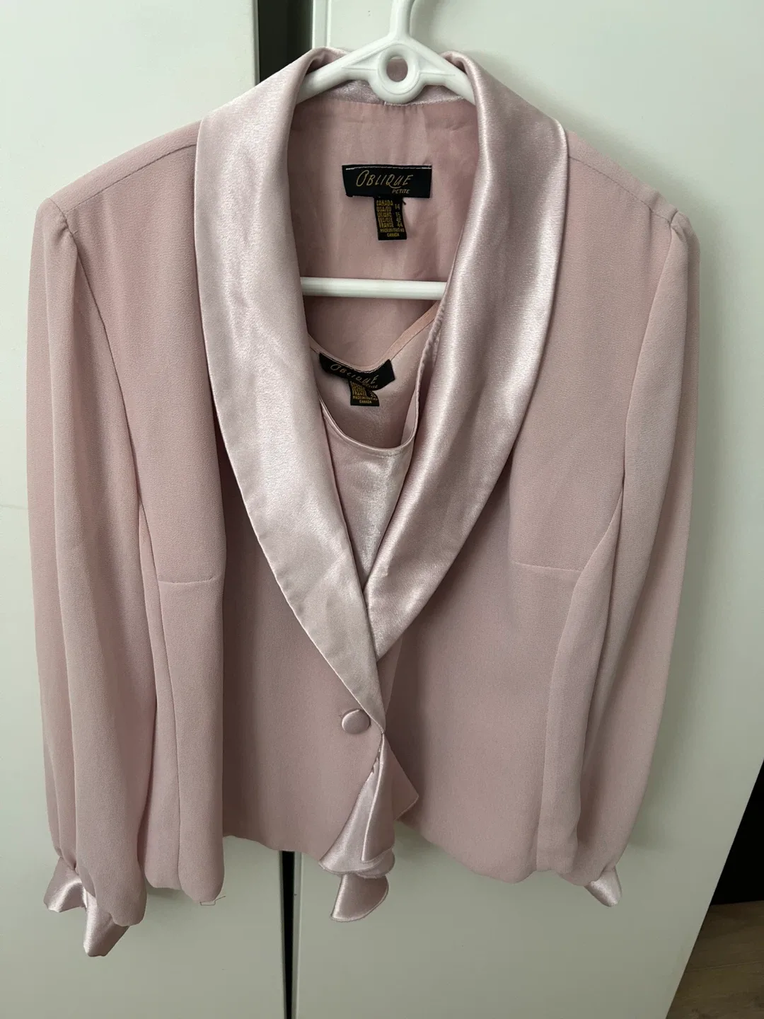 Oblique Petite Pink Blazer & Tank Set - Size 14 thumbnail