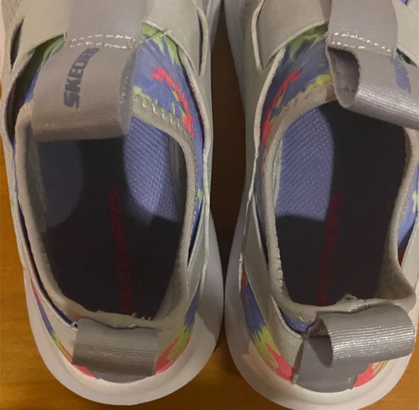 Skechers Girls' Slip-On Shoes - Size 3.5 image indicator(8)