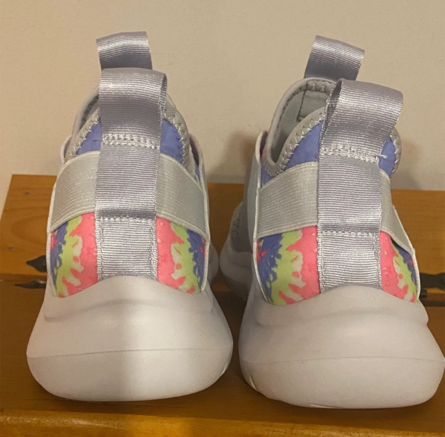 Skechers Girls' Slip-On Shoes - Size 3.5 image indicator(9)