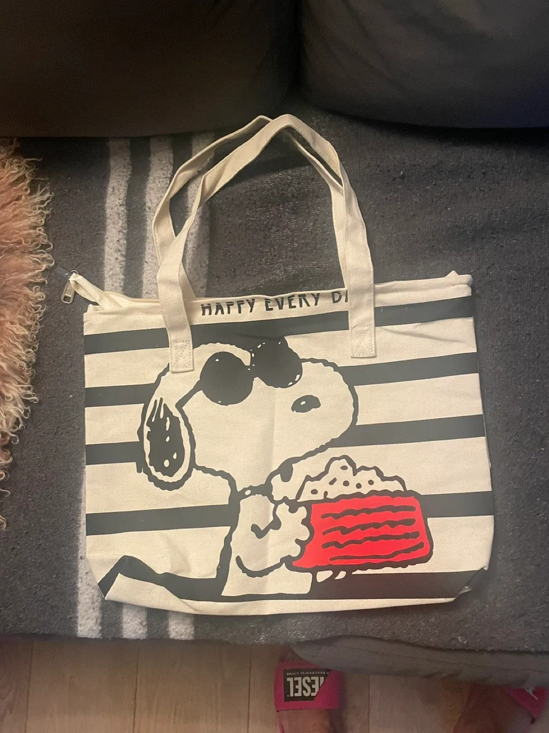 Snoopy Tote Bag thumbnail
