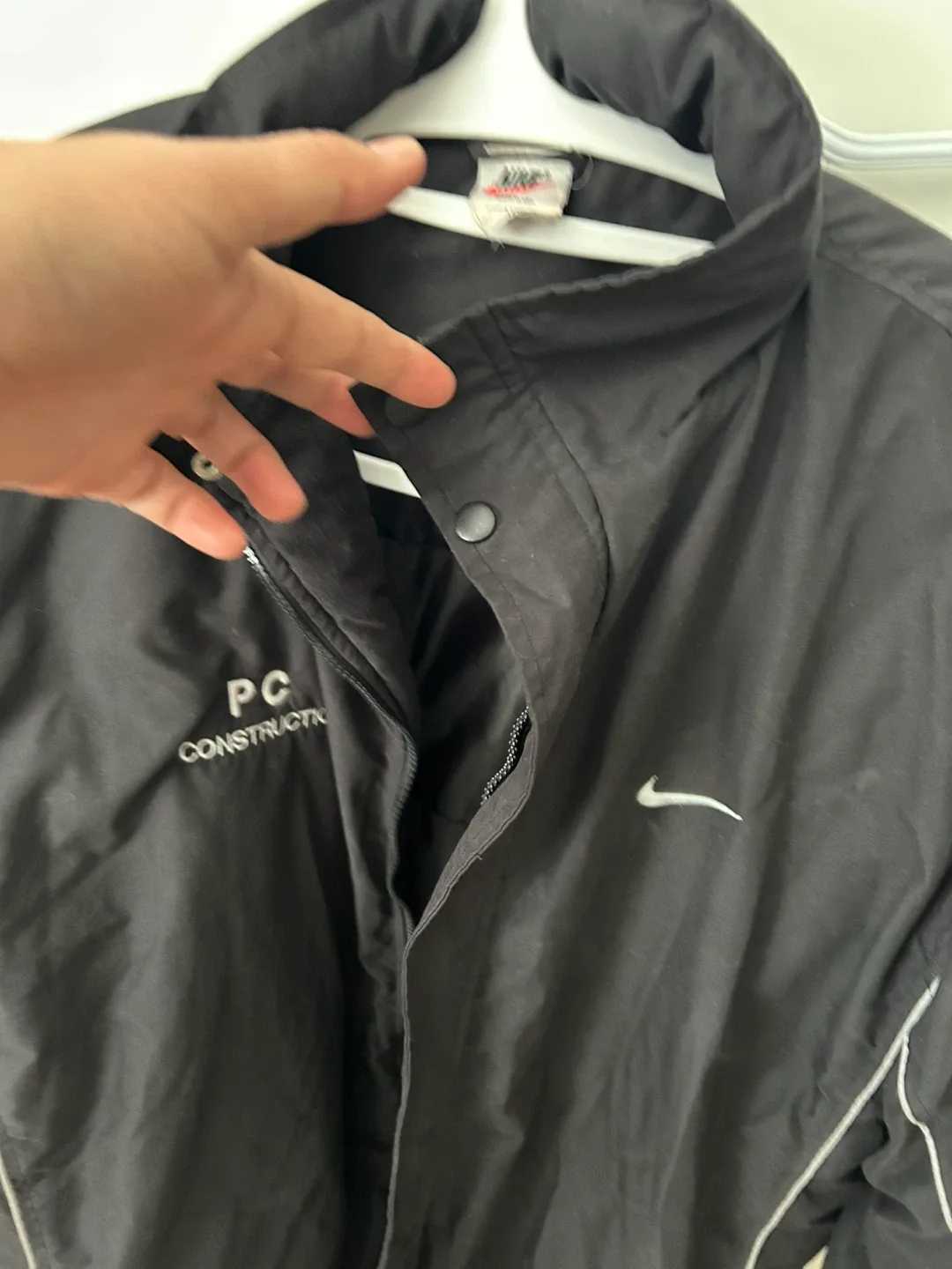 Nike Black Jacket - Size L/G image indicator(3)