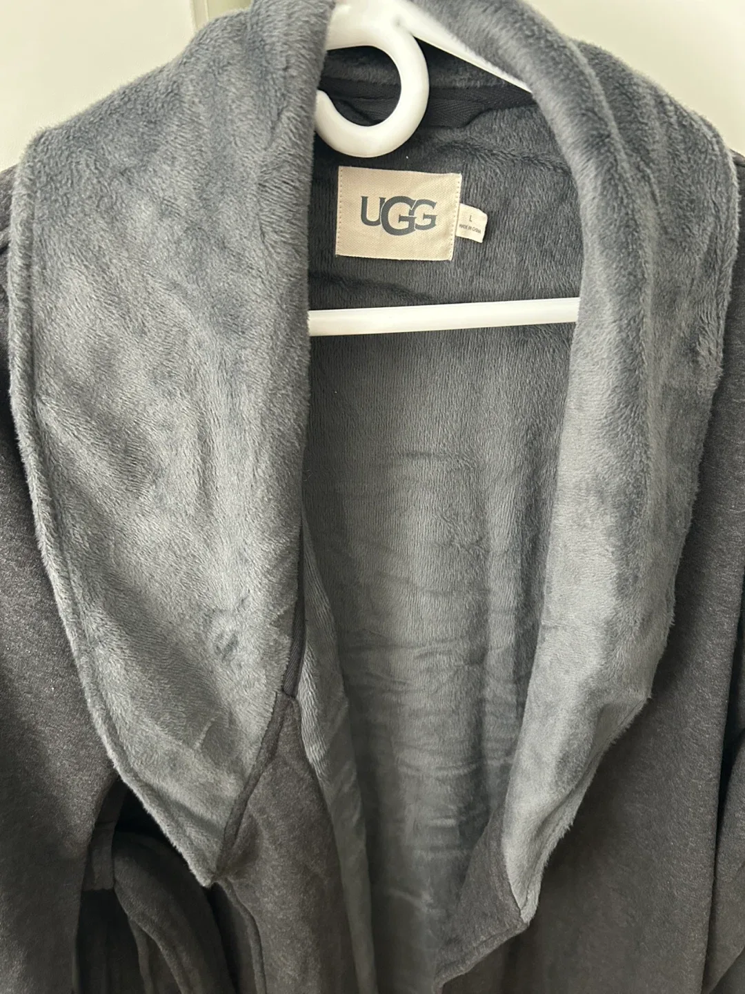 UGG Grey Robe Size L image indicator(2)