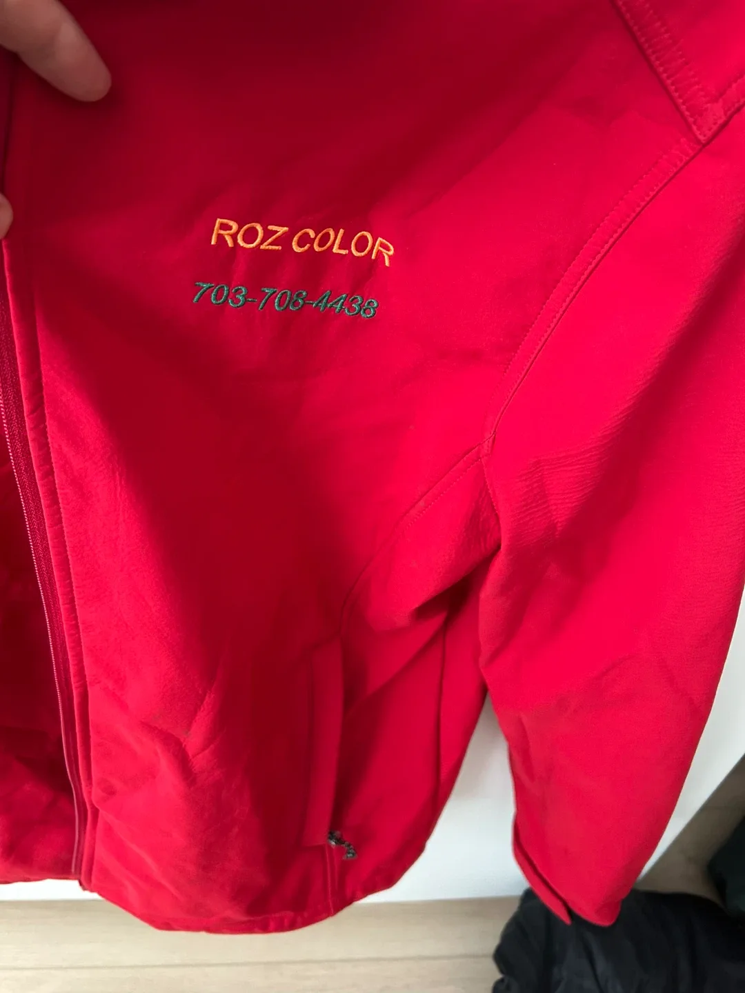 Elevate Red Jacket - Size L/G image indicator(2)