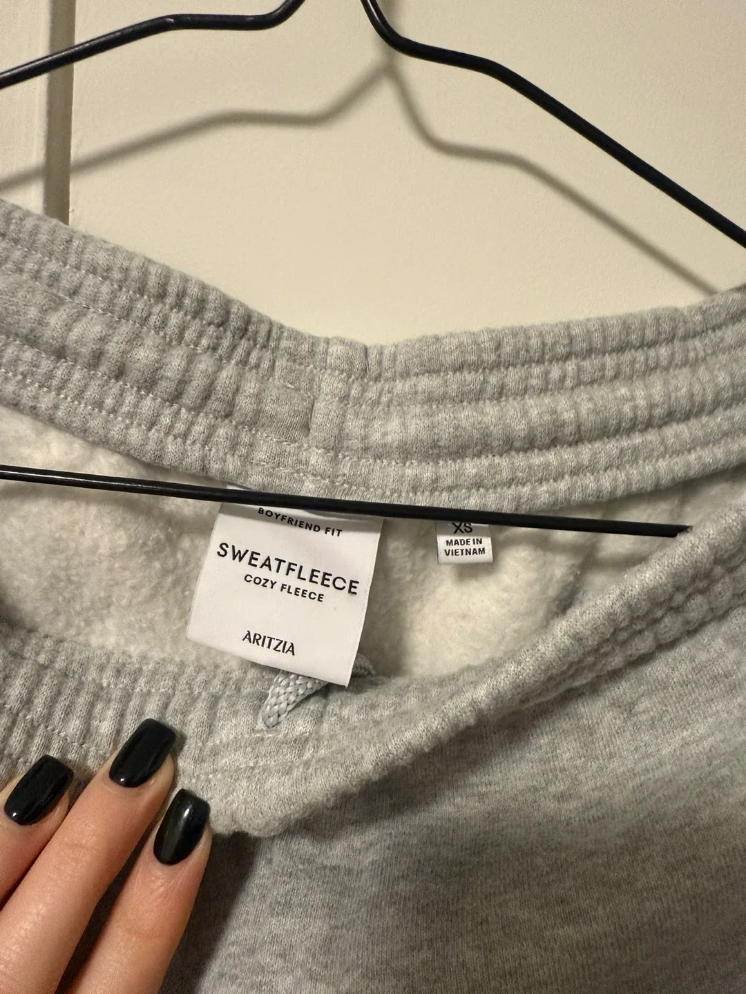 Aritzia Sweatfleece Boyfriend Fit Pants - XS image indicator(2)