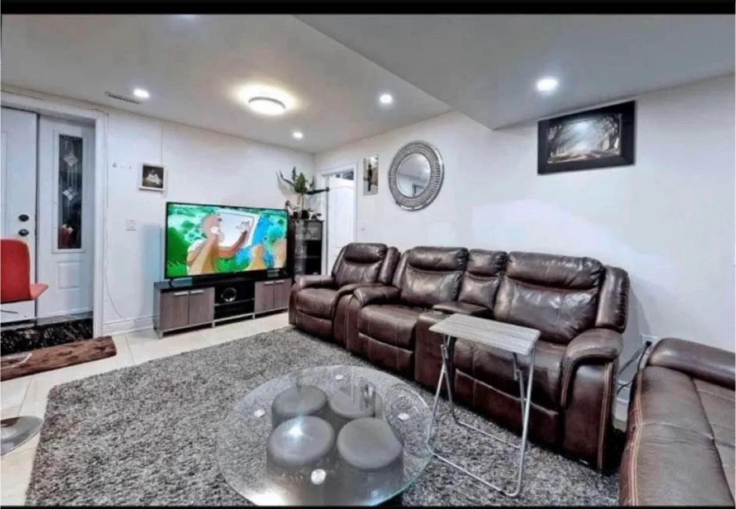 1 BEDROOM AVAILABLE image indicator(2)