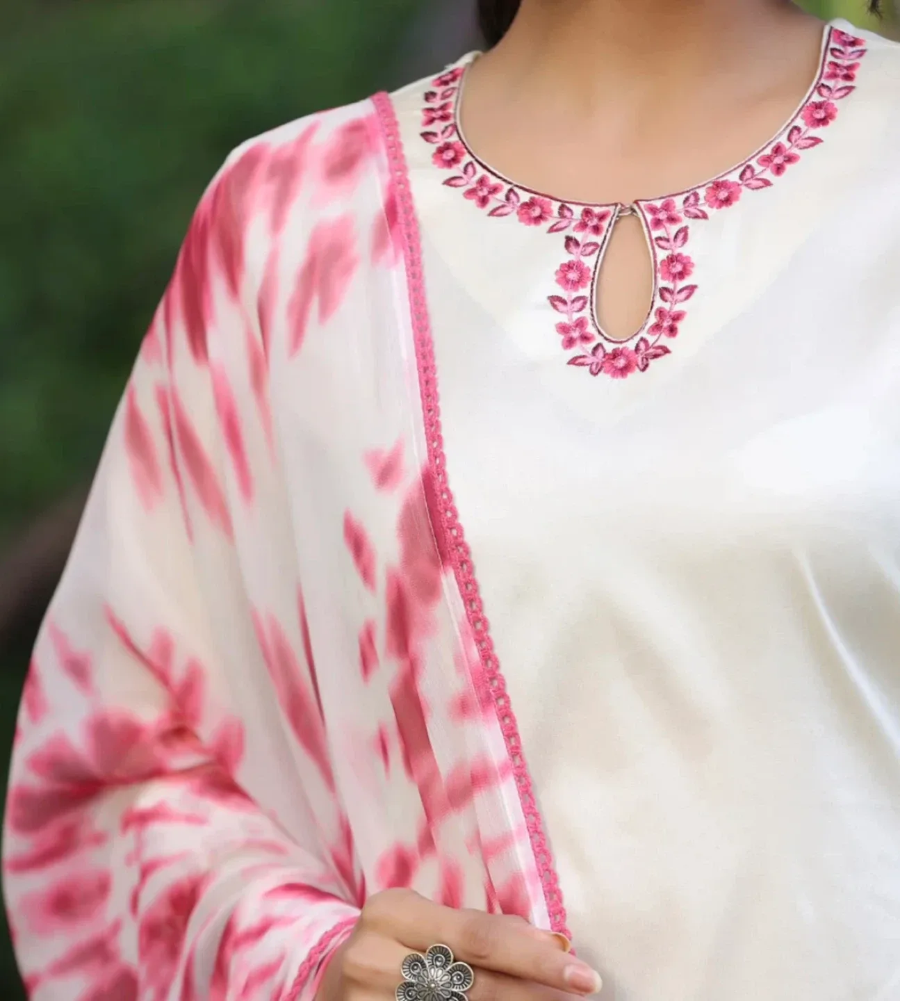 White & Pink Embroidered Salwar Kameez Suit image indicator(3)