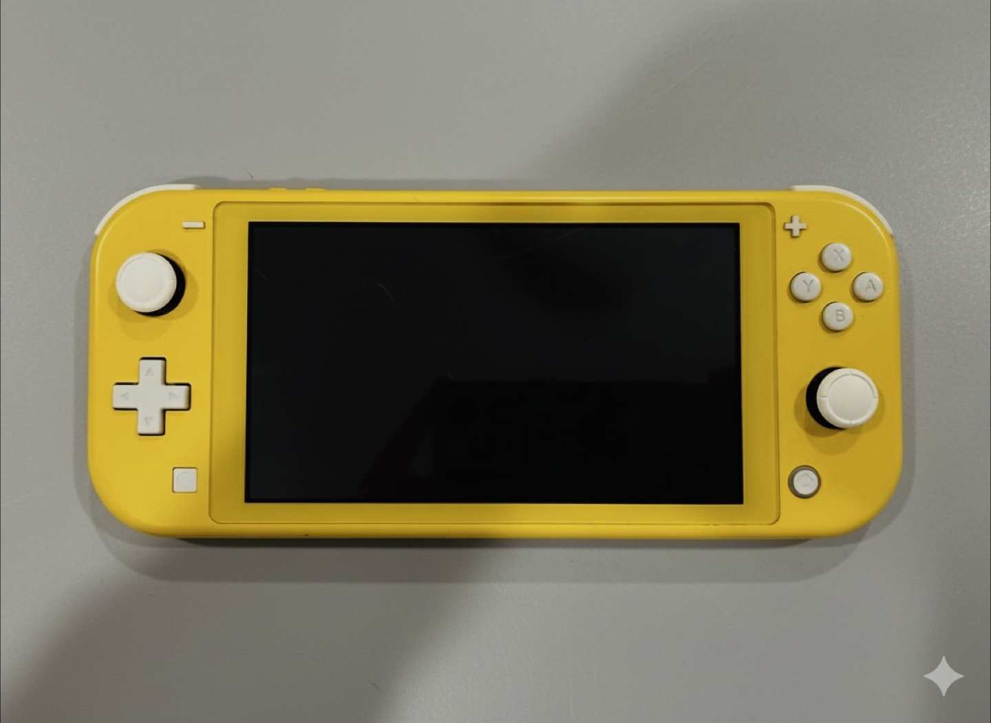Nintendo Switch Lite - Yellow - photo 3