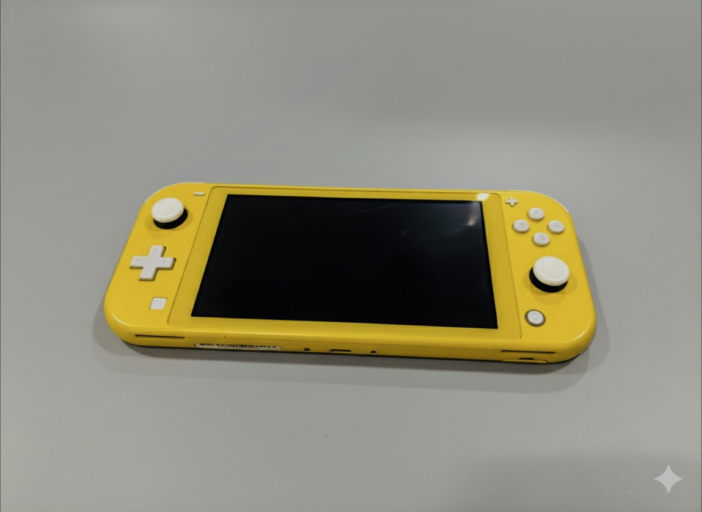 Nintendo Switch Lite - Yellow - photo 2