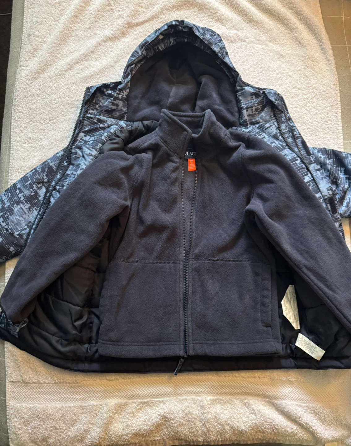 3-in-1 winter jacket, Size 5/6, brand new tag on - photo 2