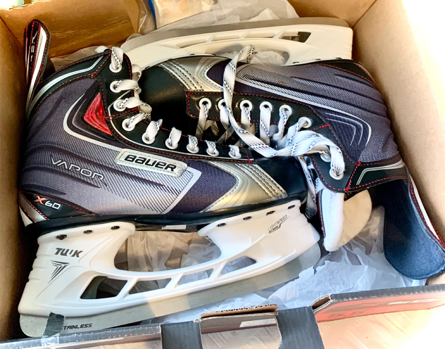 Bauer Vapor X60 Skates (Size: 5.5 D) - EXCELLENT condition