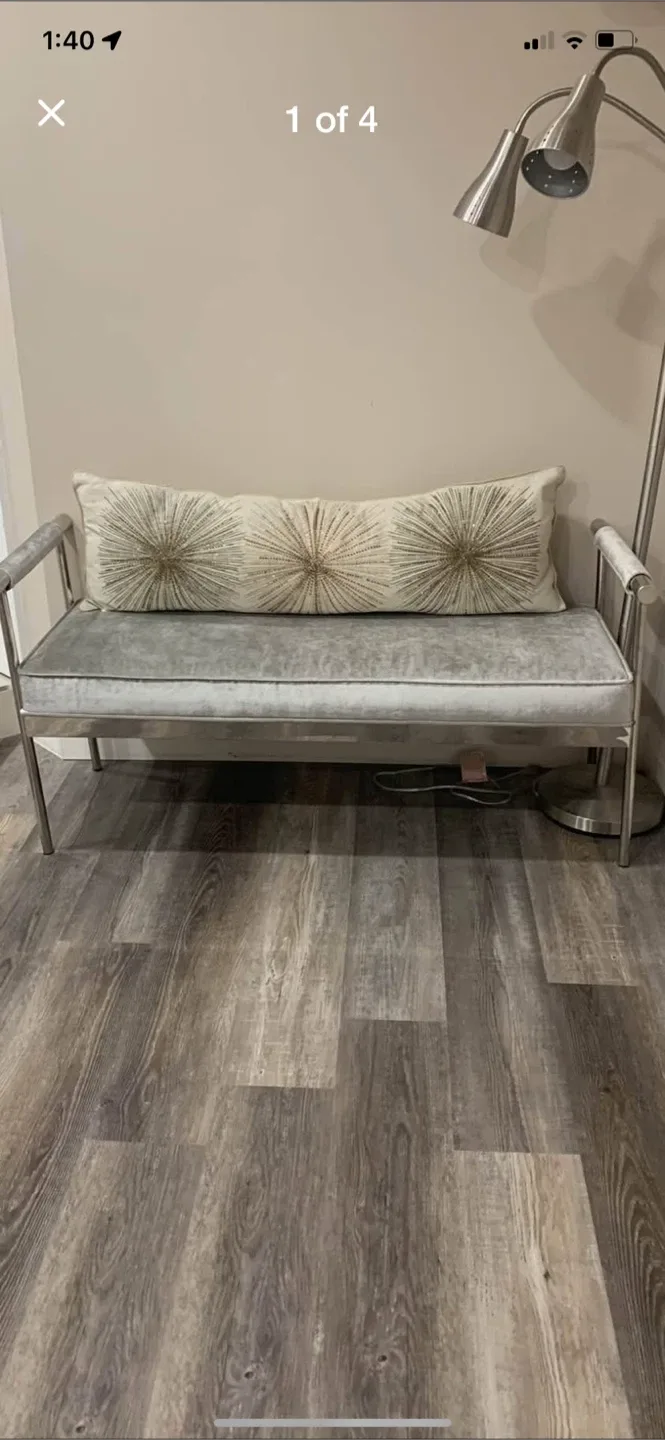 Silver Bench with Pillow image indicator(2)