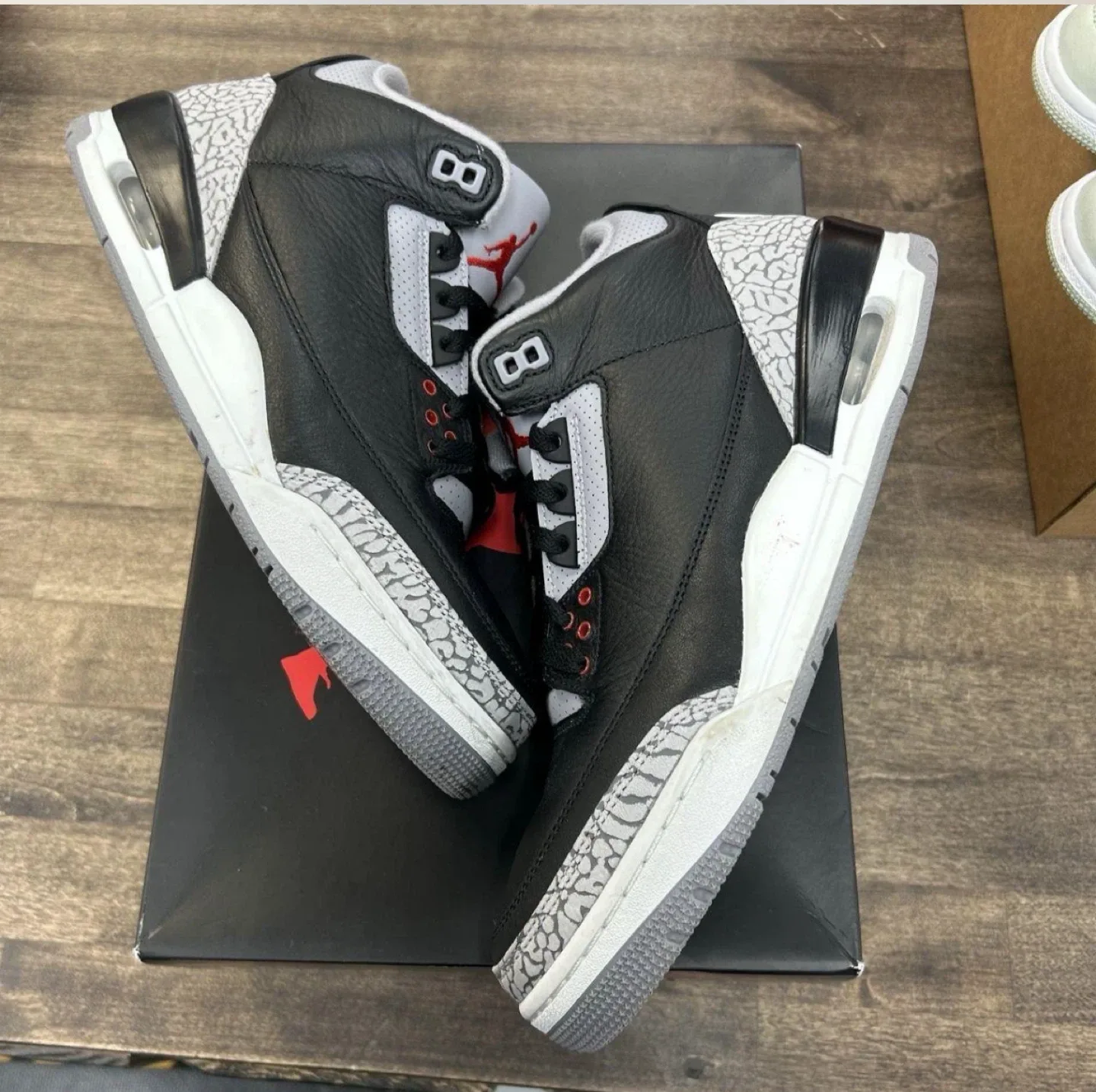 Nike Air Jordan 3 Retro Black Cement thumbnail