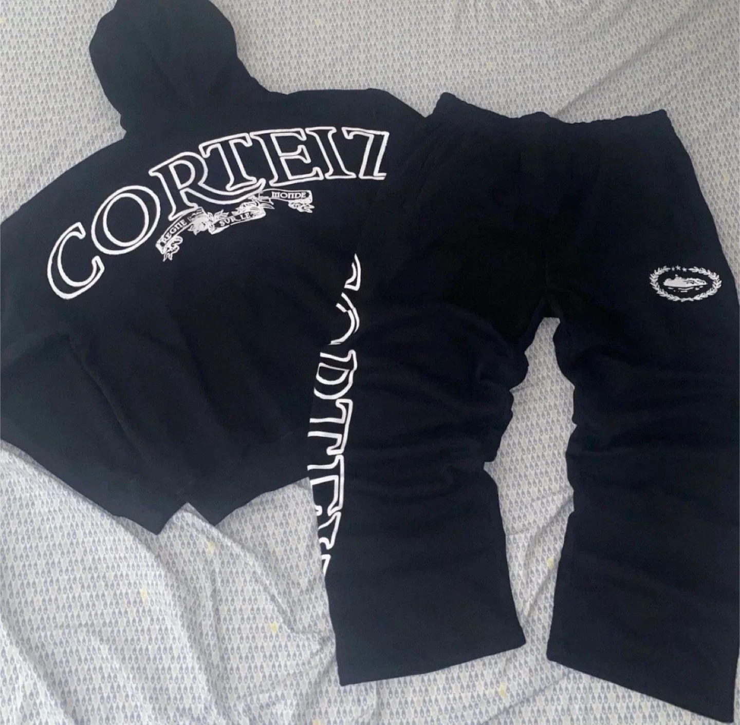 Corteiz Black Hoodie & Sweatpants Set thumbnail