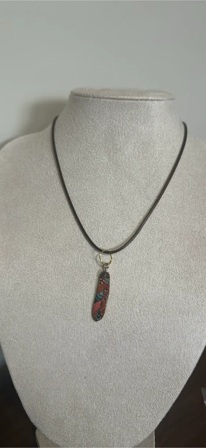 Handmade Feather Pendant Necklace image indicator(2)