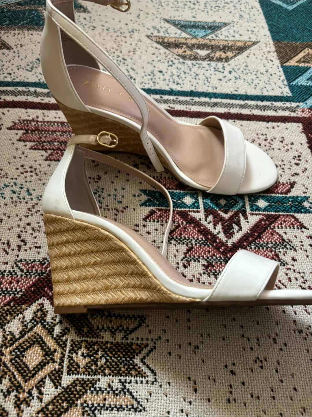 Kelly & Katie White Wedge Sandals - Size 8.5