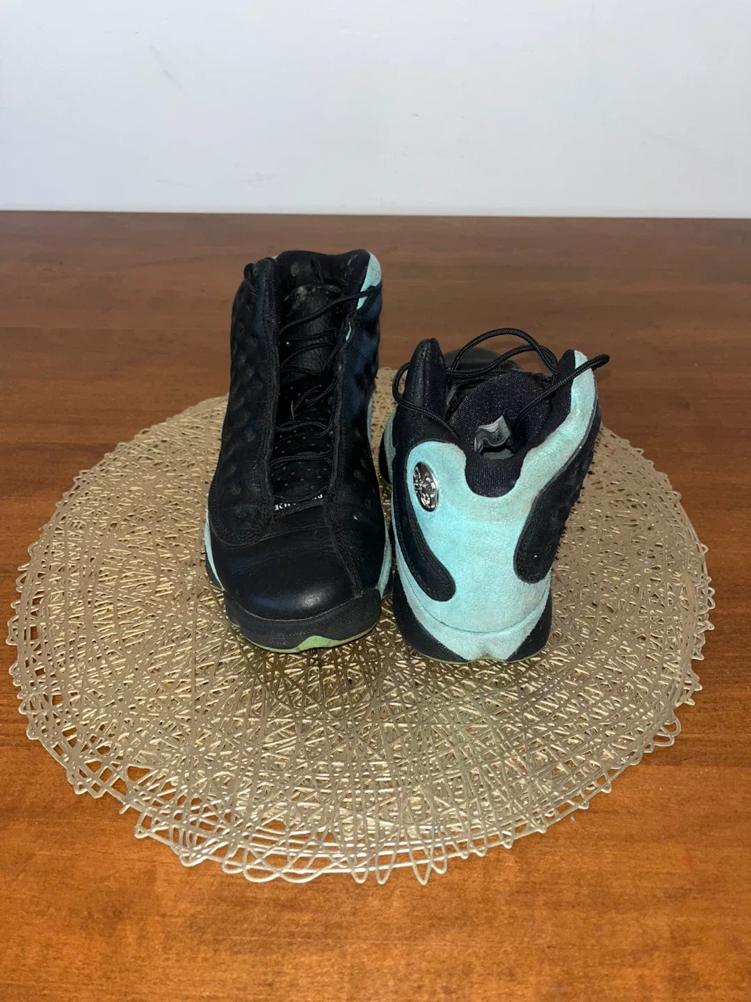 Air Jordan 13 Retro Black/Aurora Green image indicator(4)