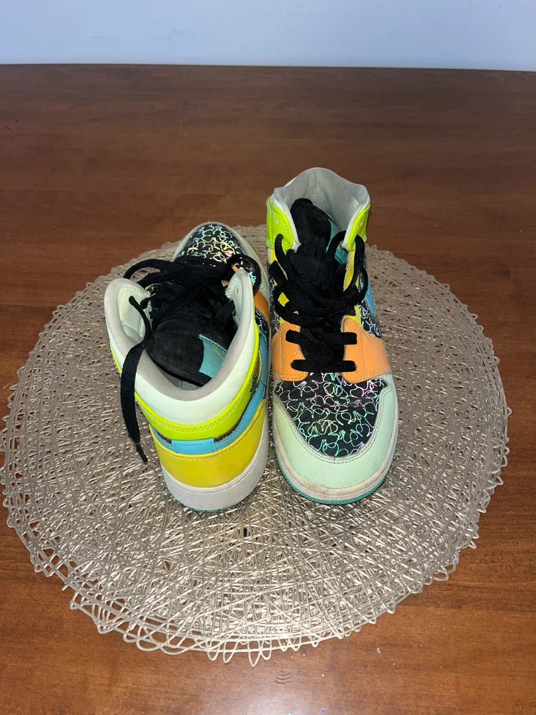 Nike Air Jordan 1 Mid SE Multi-Color image indicator(4)