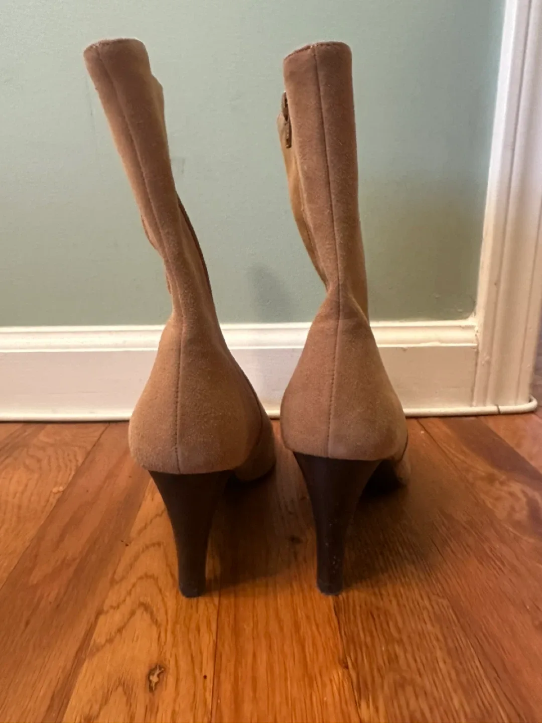 Suede Ankle Boots Size 6.5 image indicator(2)