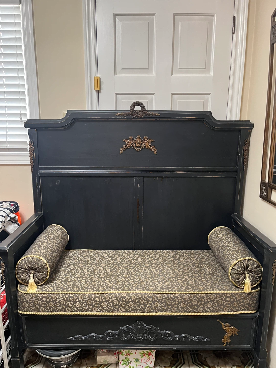 Classic vintage bench - photo 4