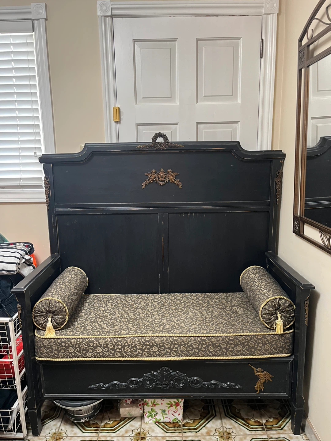 Classic vintage bench - photo 3