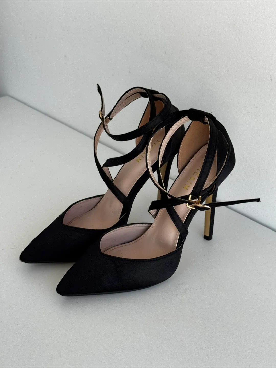Black Heels - Size 40 (approx. US 9) thumbnail