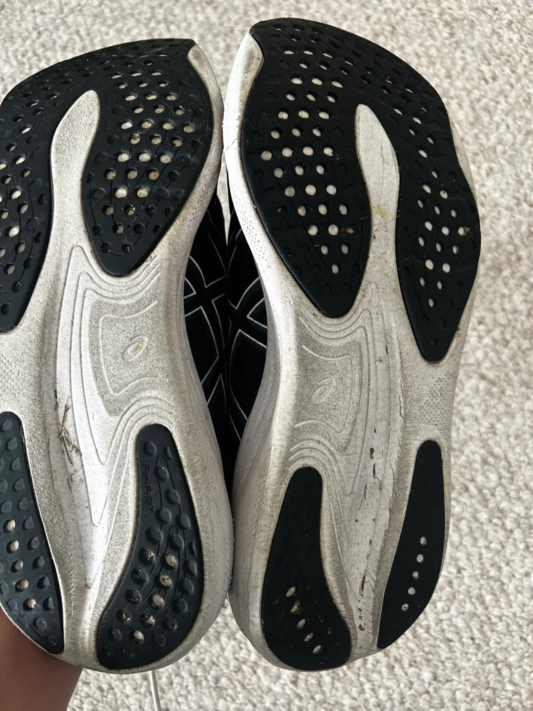 ASICS Gel Nimbus 25 Size 11.5 Men’s Running Shoes image indicator(3)