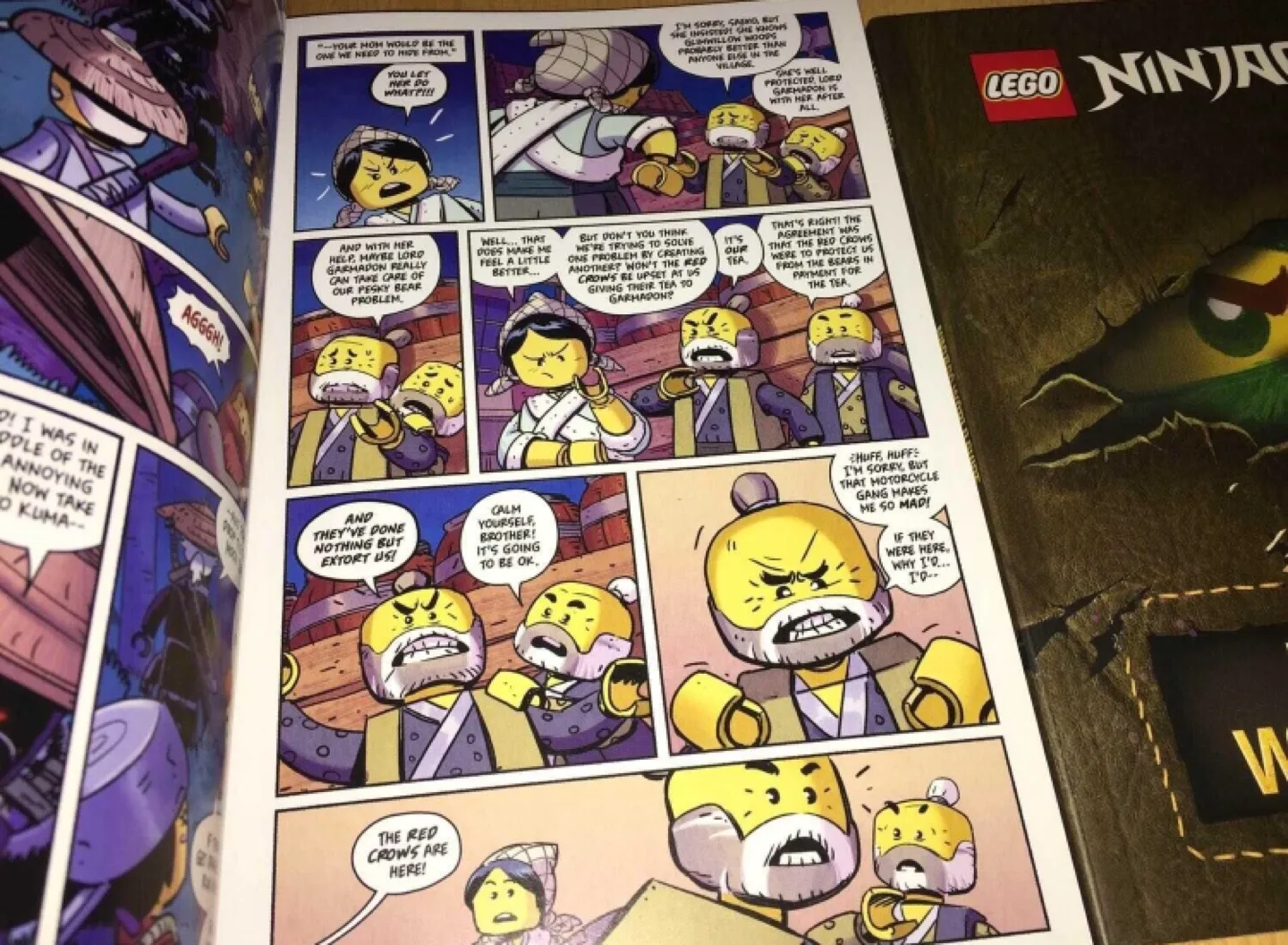 Lego Ninjago Comic Book & World Guide image indicator(2)