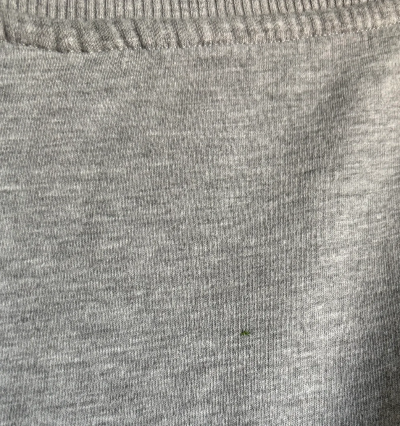 Disney Villains XL Grey Pullover image indicator(4)