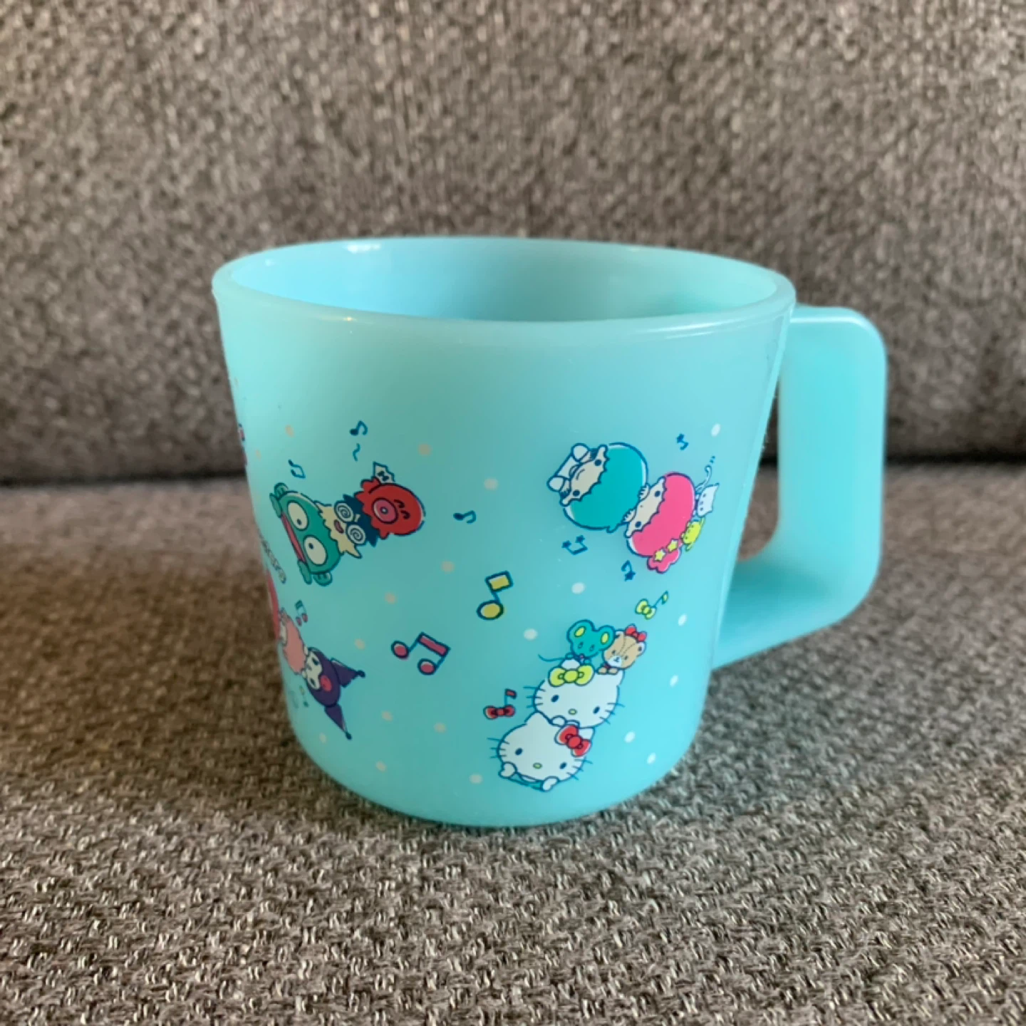 BNWT Japan Sanrio Characters Kids Plastic Cup With Handle 170ml - photo 2