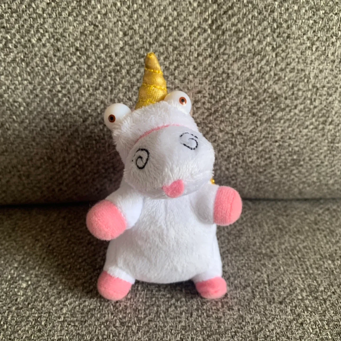 Japan Universal Studios 12cm Minion Unicorn Plush Keychain thumbnail